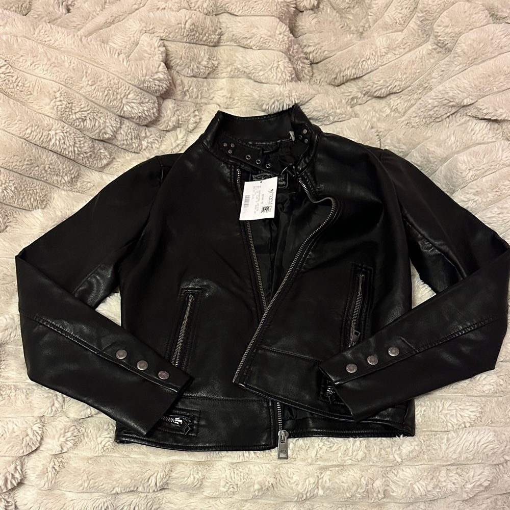 Levi's Black Leather-like Jacket for Women. Soft material. New with tag.